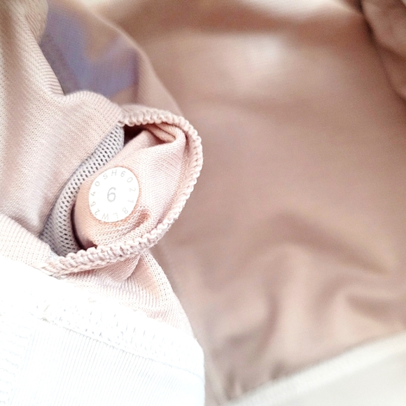 Neutral Grey strappy Sports bra - Picture 5 of 5